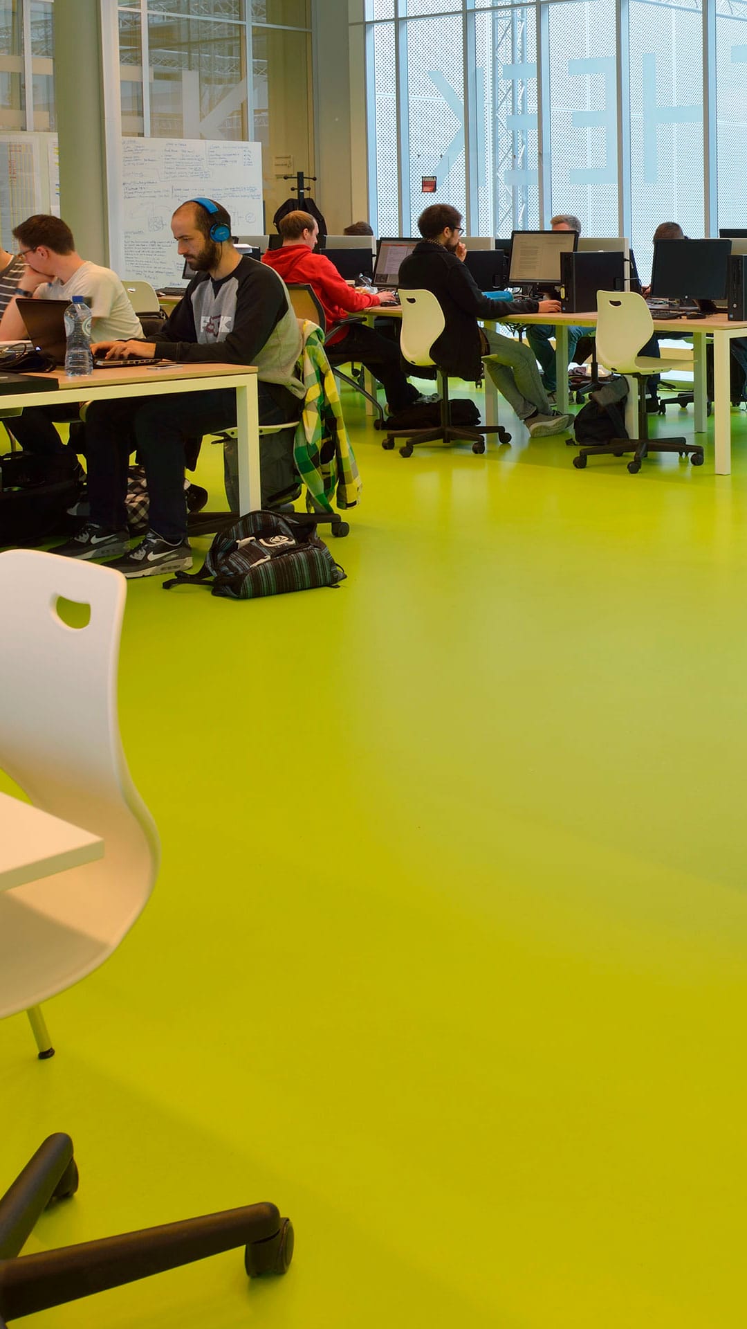 Stratum Resin Flooring - Bolidtop 525 resin floor - Public building