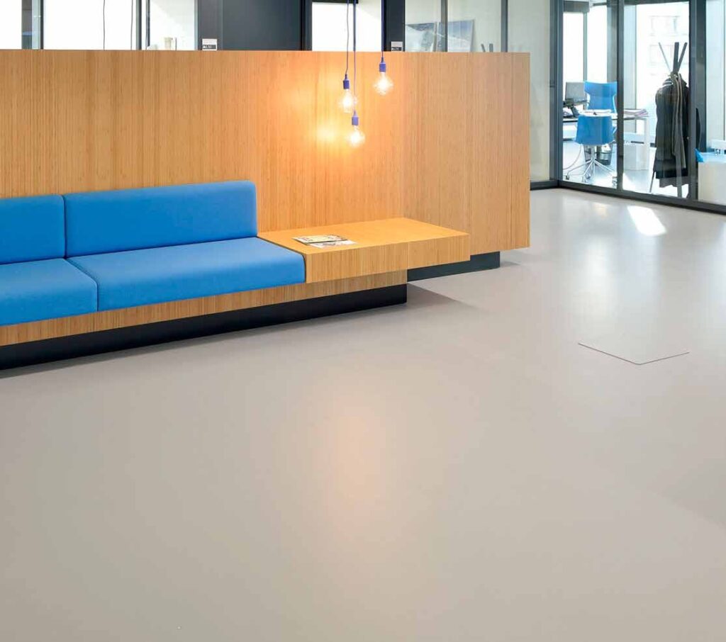 Stratum Resin Flooring - Bolidtop 525 resin floor - Commercial building